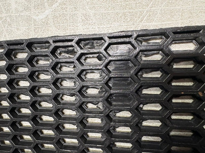 【業者様限定】【アウトレット】グリルネット ハニカムメッシュ 120×40cm 網目Sサイズ 樹脂 ブラック ユーロスタイル フロントグリル バンパーグリル カスタム ドレスアップ パーツ 汎用 社外品